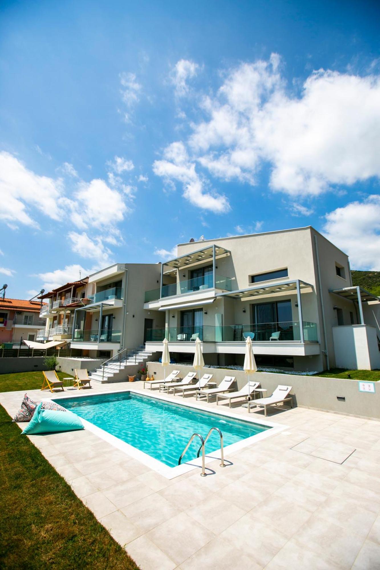Arodo Suites Nea Iraklitsa Dış mekan fotoğraf