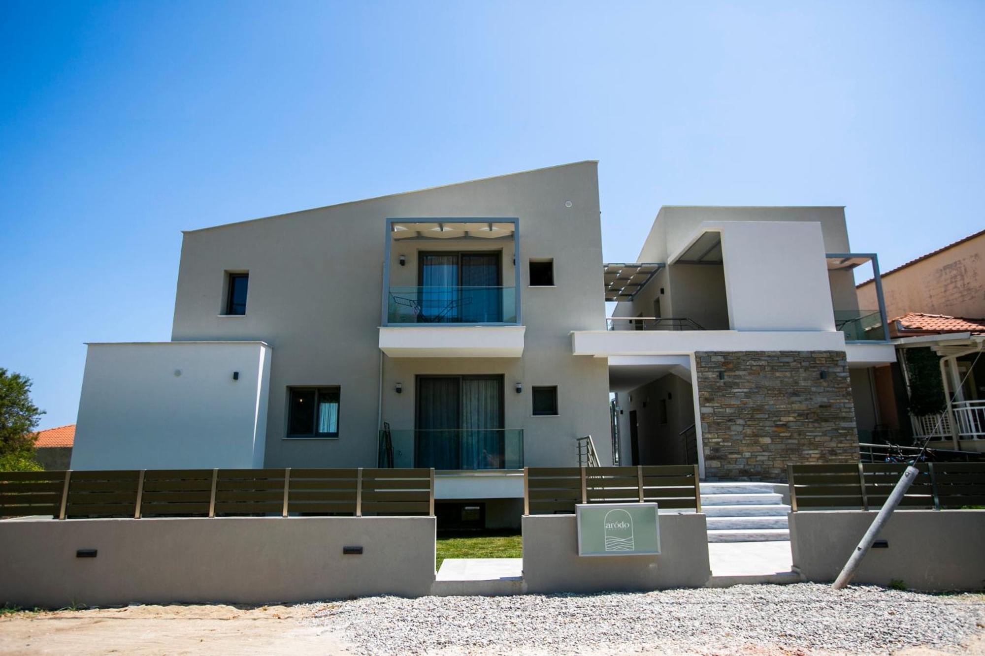 Arodo Suites Nea Iraklitsa Dış mekan fotoğraf