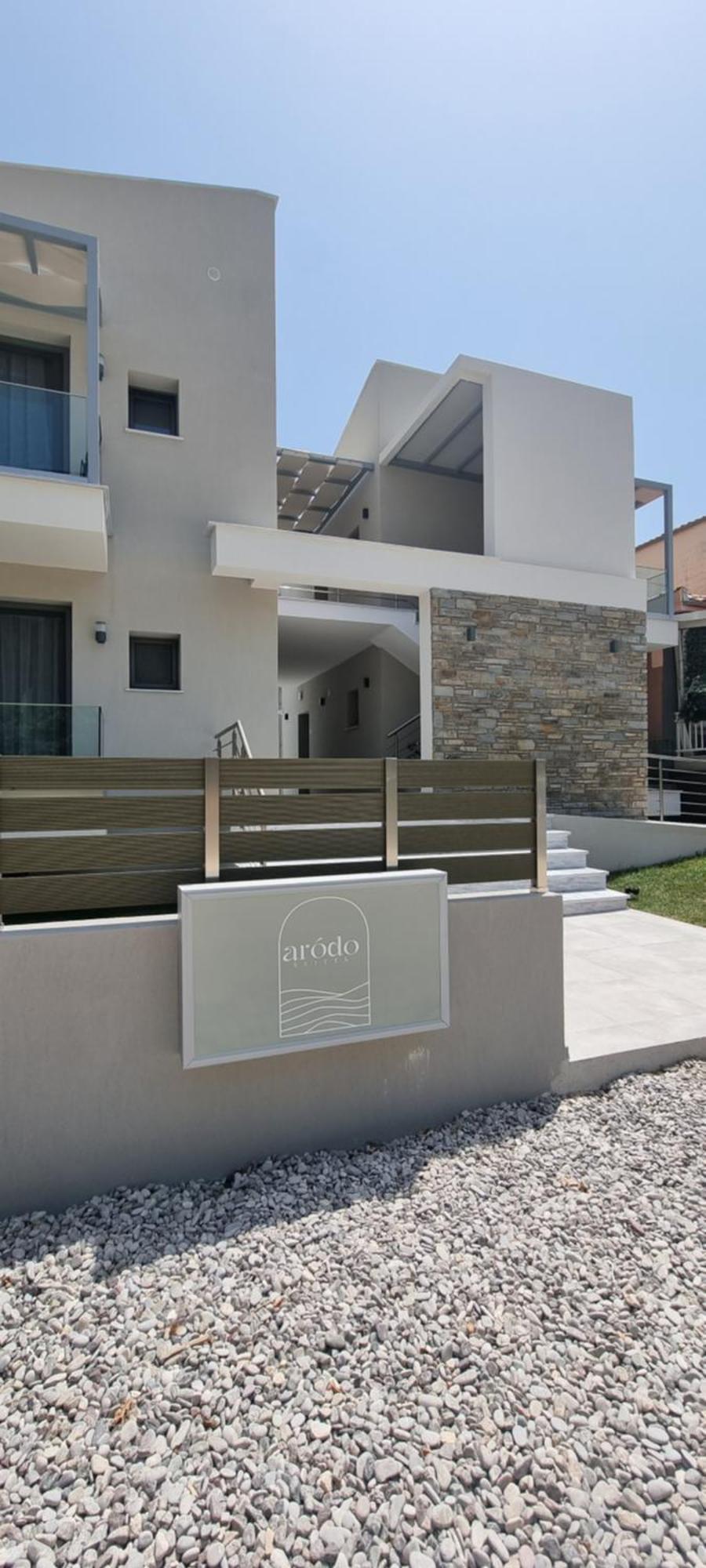 Arodo Suites Nea Iraklitsa Dış mekan fotoğraf